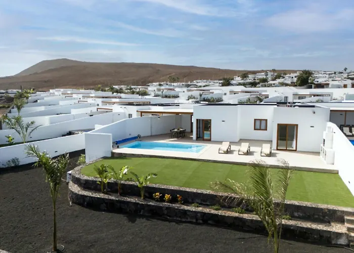 Altos Navya 13b By Escape Villa